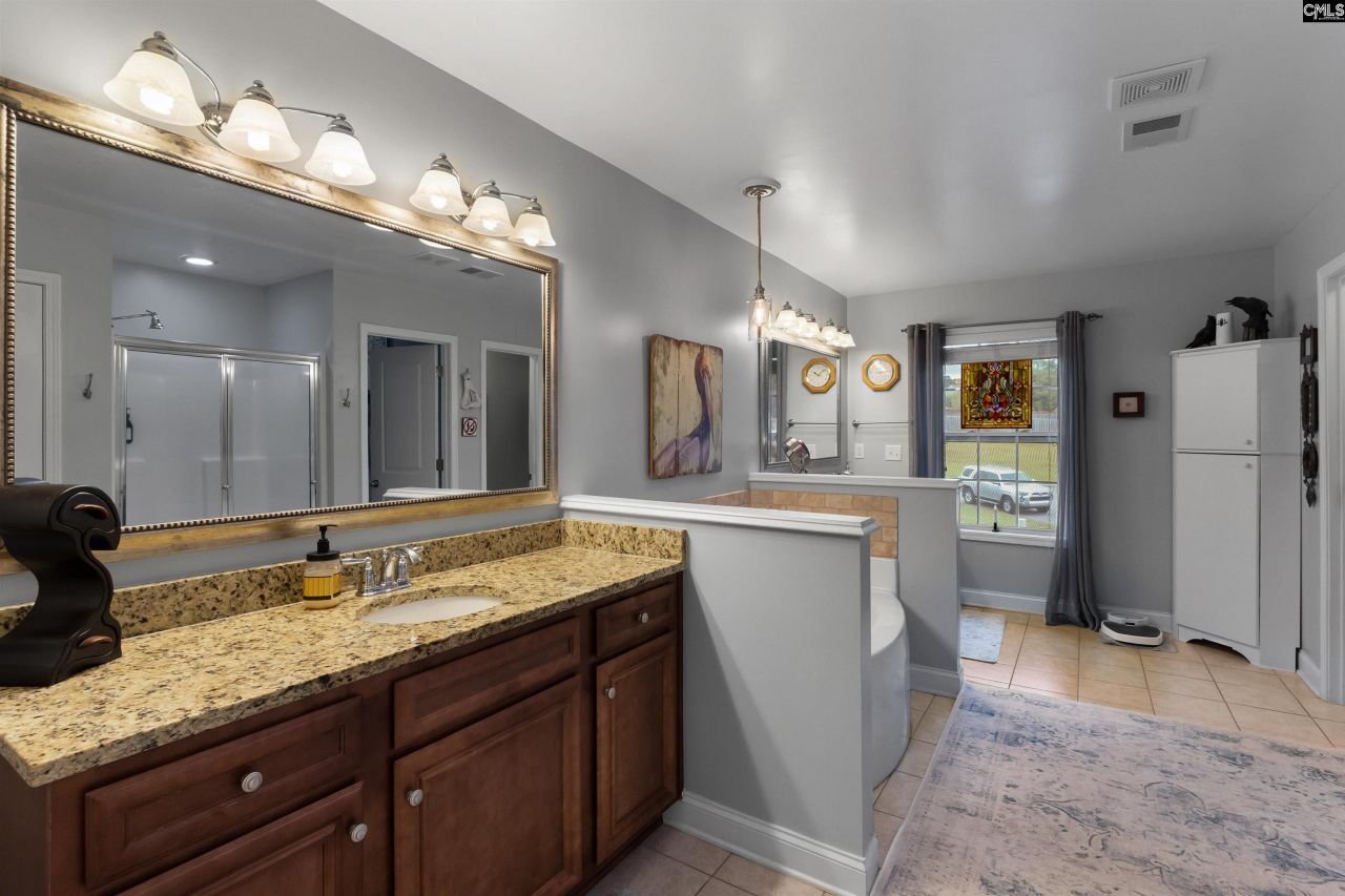 248 Hackamore Lane Photo 19