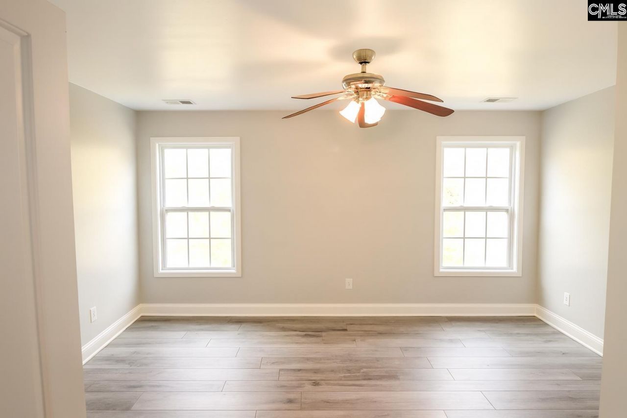 248 Hackamore Lane Photo 25