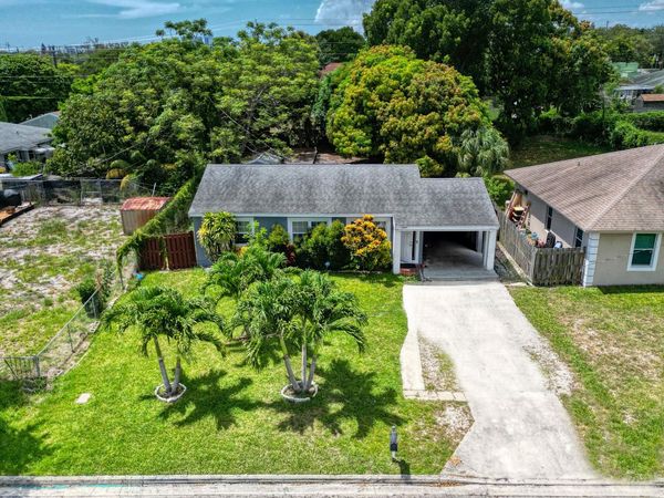 808 41st Street, West Palm Beach, FL 33407