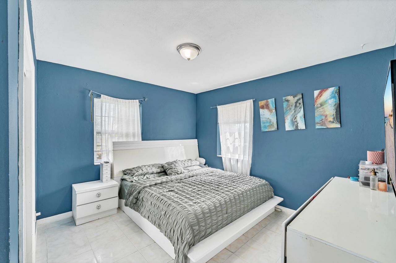 808 41st Street, West Palm Beach, FL 33407 Photo