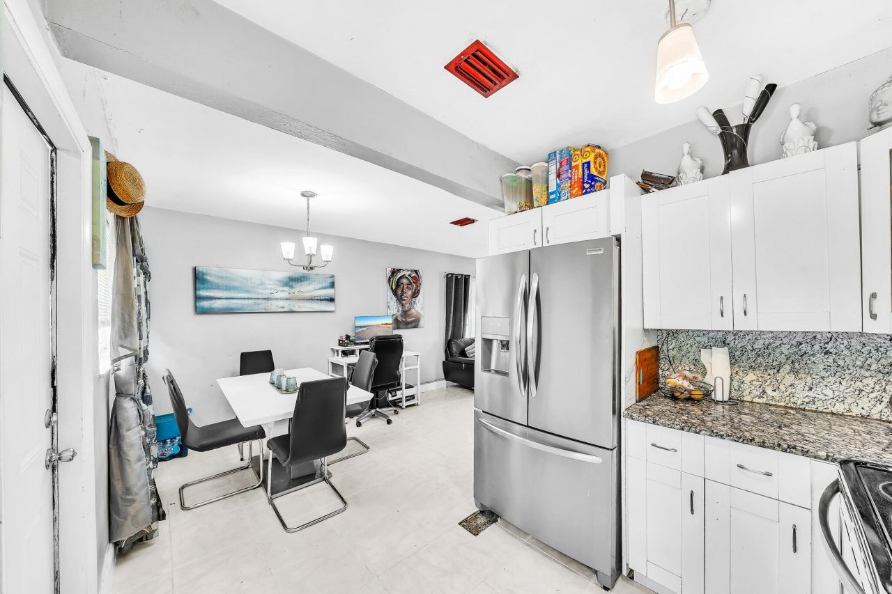 808 41st Street, West Palm Beach, FL 33407 Photo