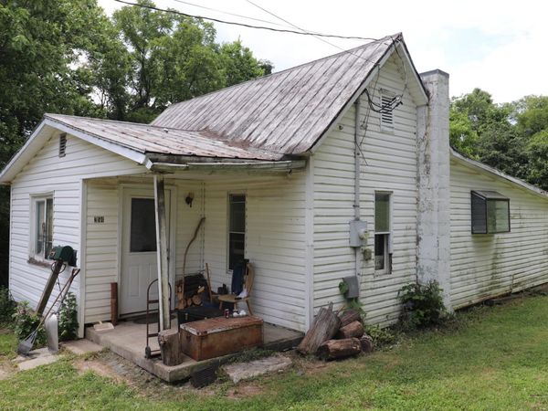 354 Garrett Avenue, Brooksville, KY 41004