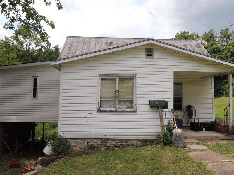 354 Garrett Avenue, Brooksville, KY 41004 Photo 4