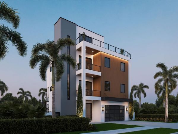 300 176TH AVENUE CIRCLE, REDINGTON SHORES, FL 33708