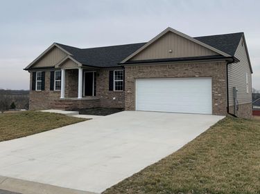 205 Max Cavnes Road, Danville, KY 40422