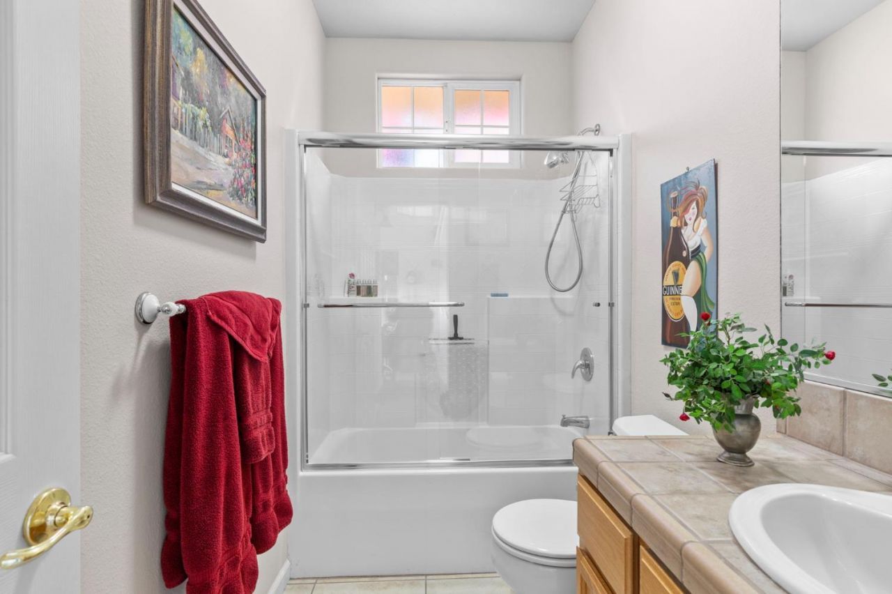 3235 Hagen Rd, Valley Springs, CA 95252 Photo