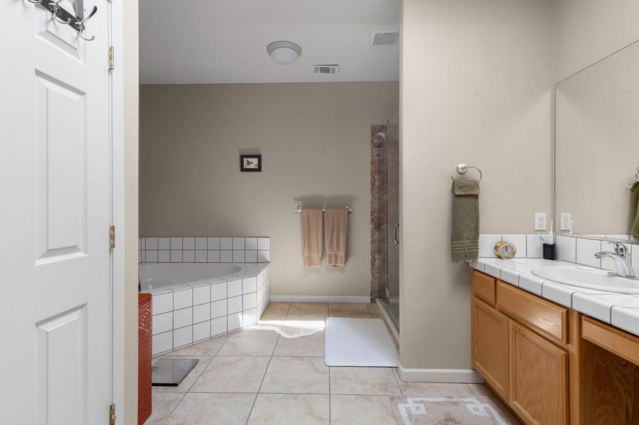 3235 Hagen Rd, Valley Springs, CA 95252 Photo