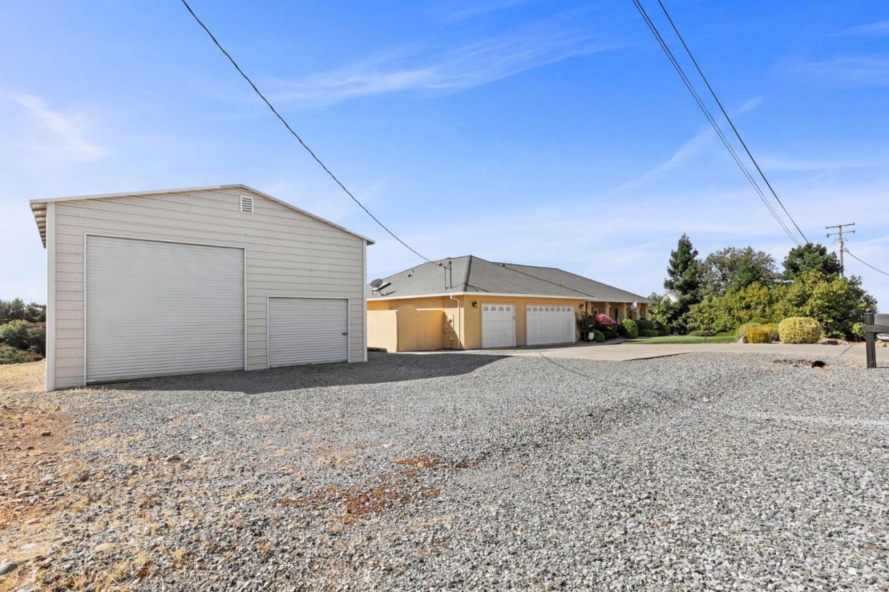 3235 Hagen Rd, Valley Springs, CA 95252 Photo