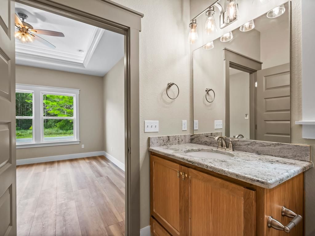 1673 Landing Street, Carrabelle, FL 32322 Photo