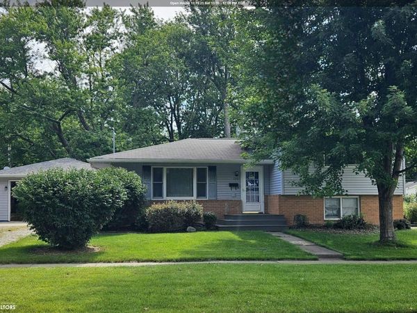 1201 S 5th Street, Fairfield, IA 52556