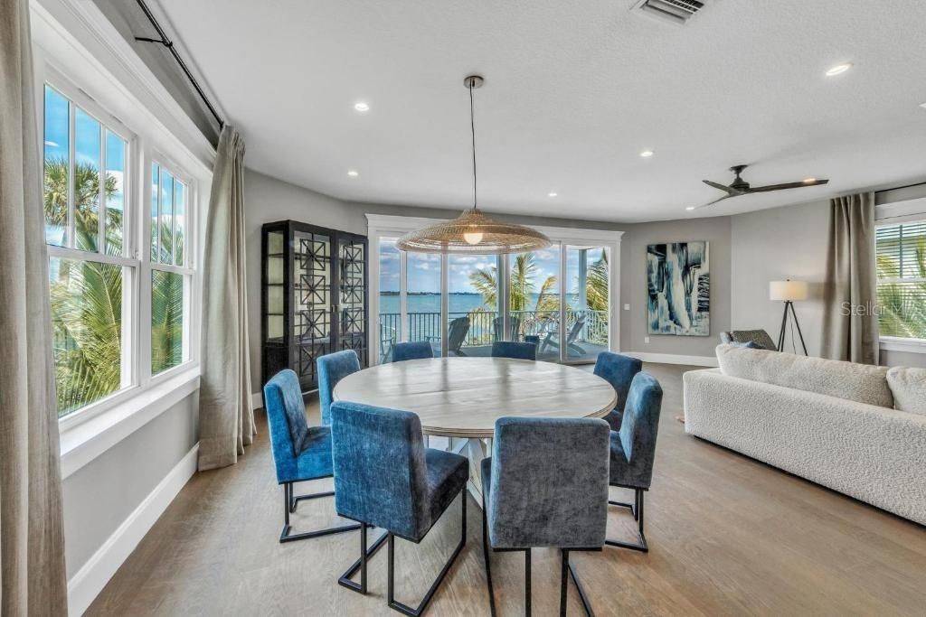 112 11th Street S, Bradenton Beach, FL 34217 Photo