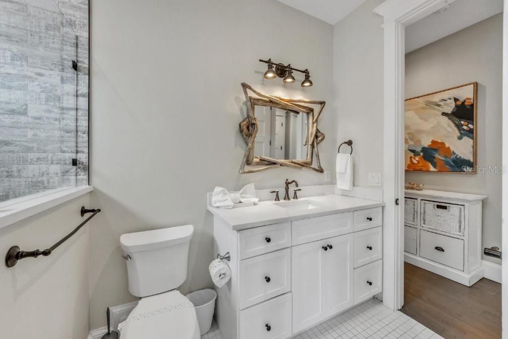 112 11th Street S, Bradenton Beach, FL 34217 Photo