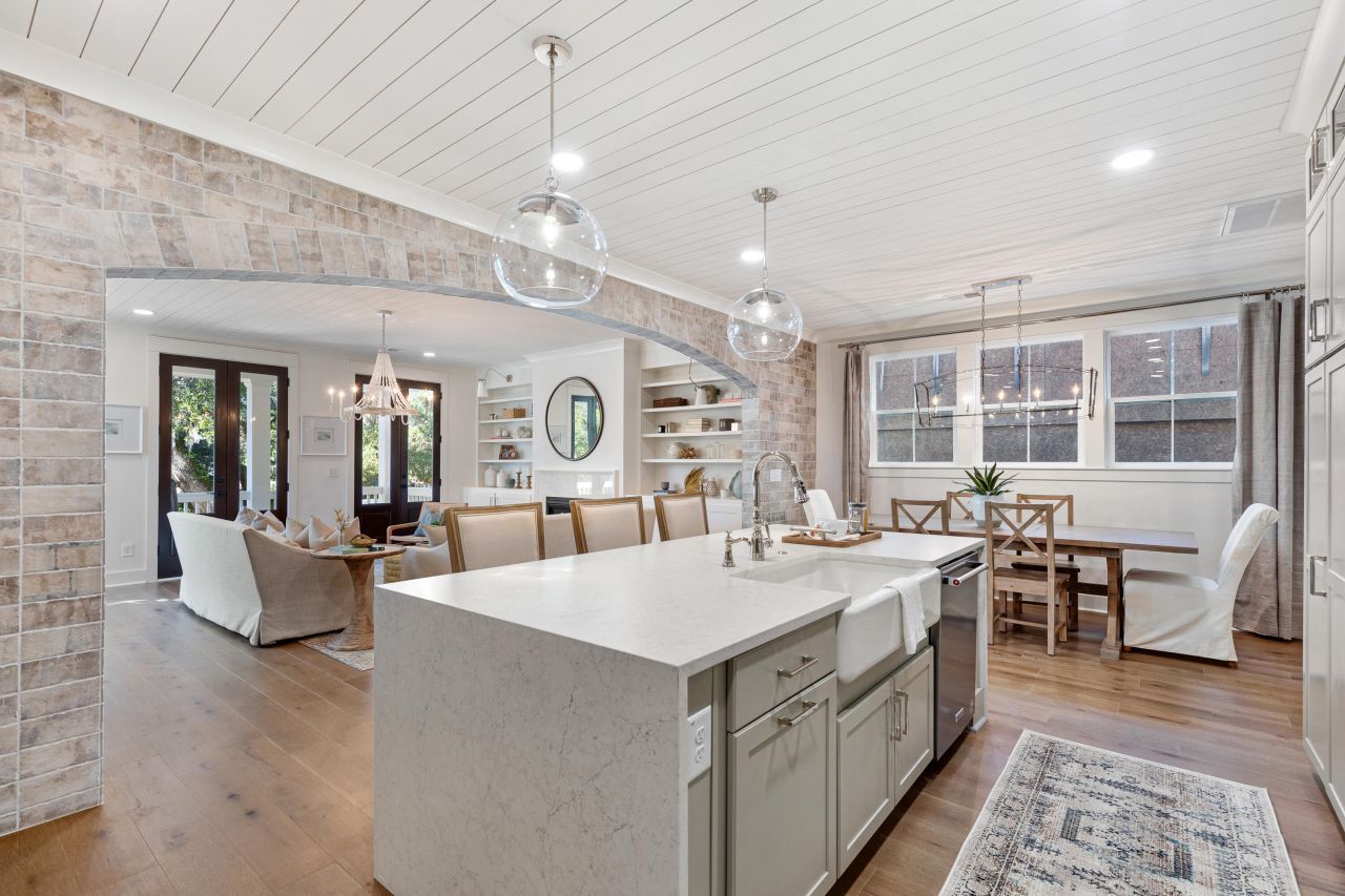 5122 Hut Crk Road Photo 11