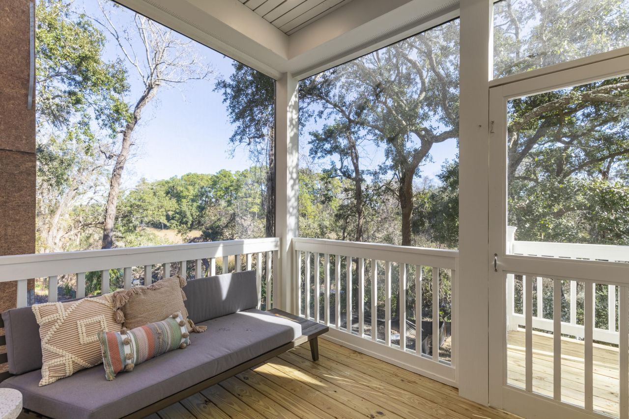 5122 Hut Crk Road Photo 16