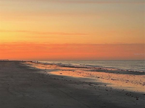 18218 SUNSET BOULEVARD, Unit B, ST PETERSBURG, FL 33708