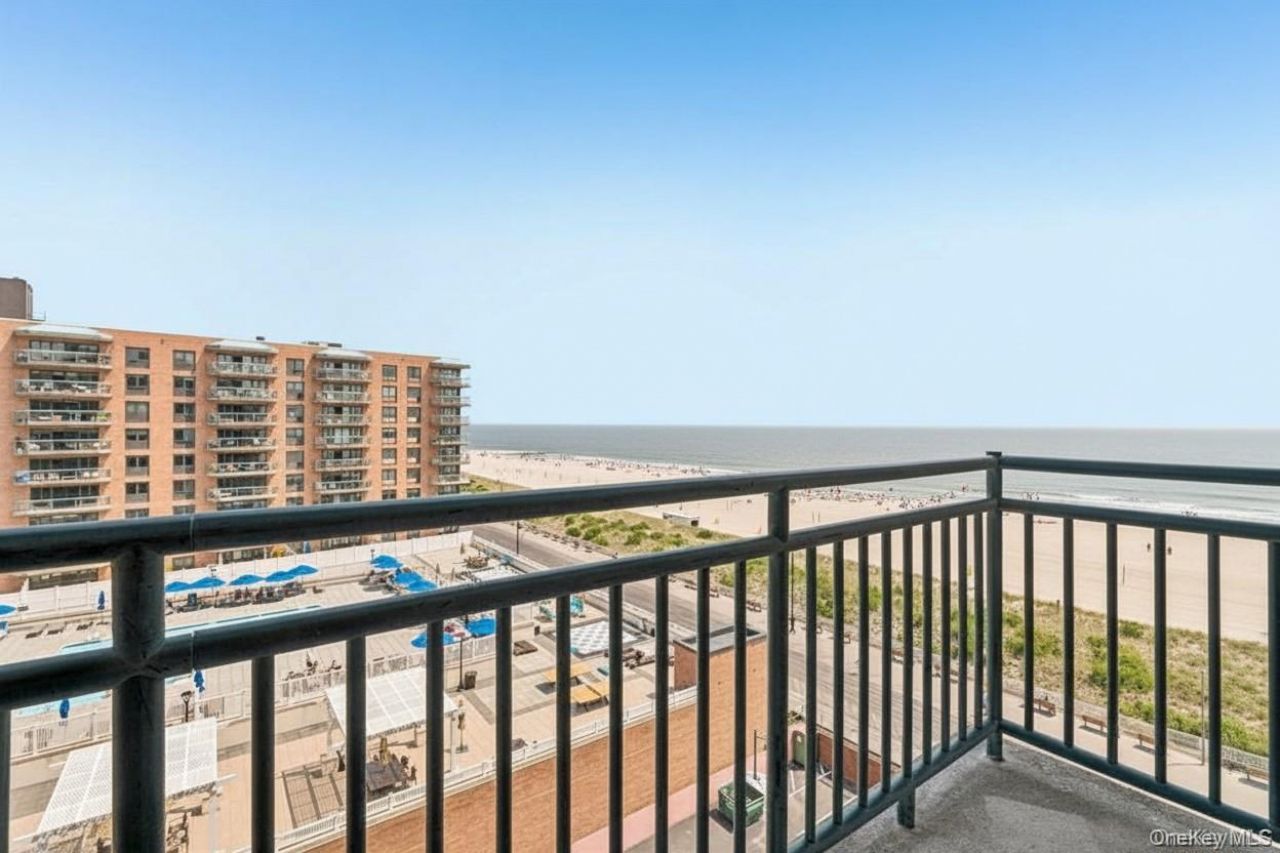 26 W Broadway, Unit 803, Long Beach, NY 11561 Main Photo