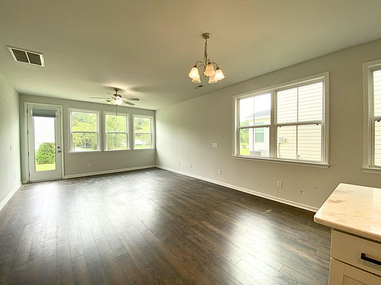 107 Mcclellan Way Photo 7