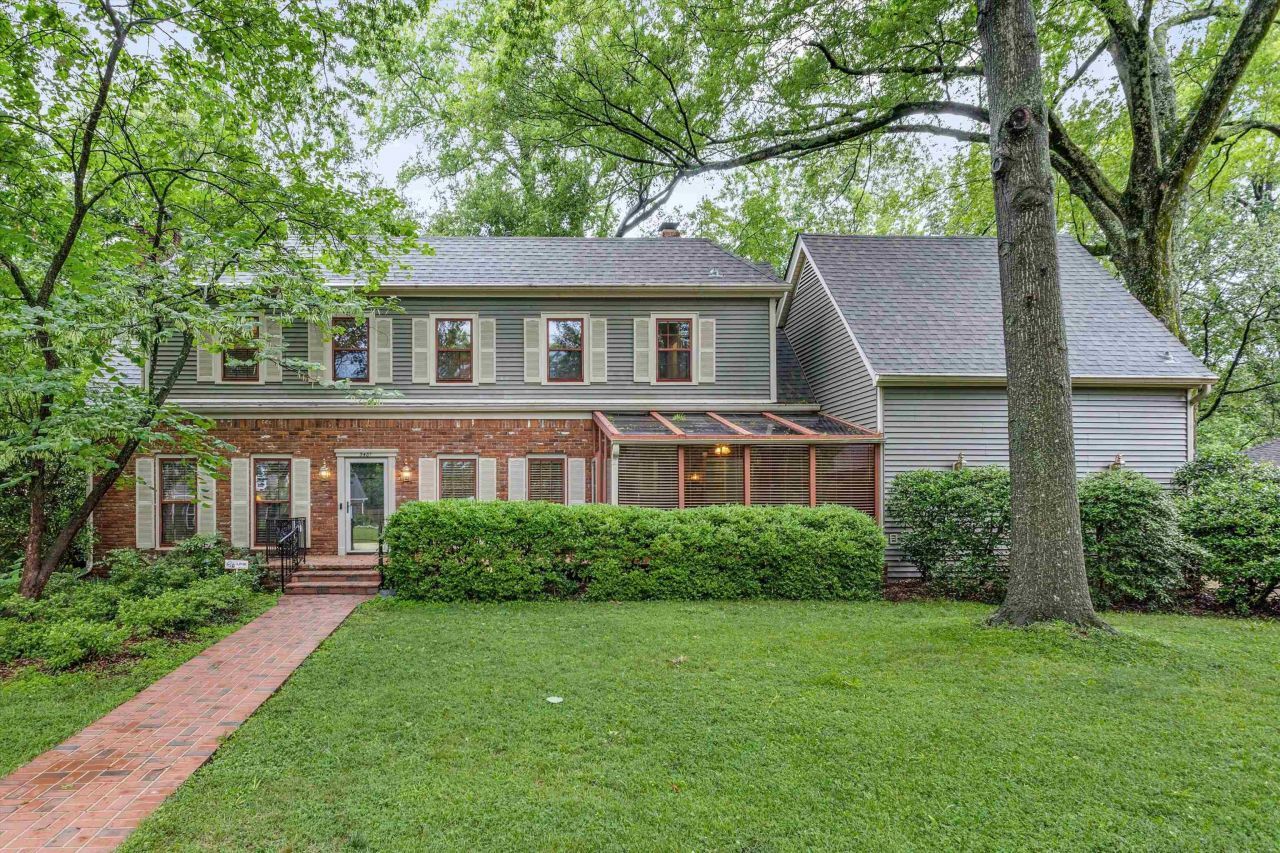 5481 Valleybrook Cv, Memphis, TN 38120 Main Photo