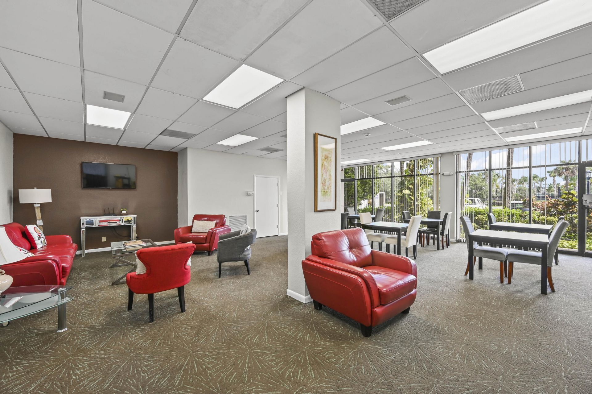 2425 Presidential Way, Unit 1006, West Palm Beach, FL 33401 Photo