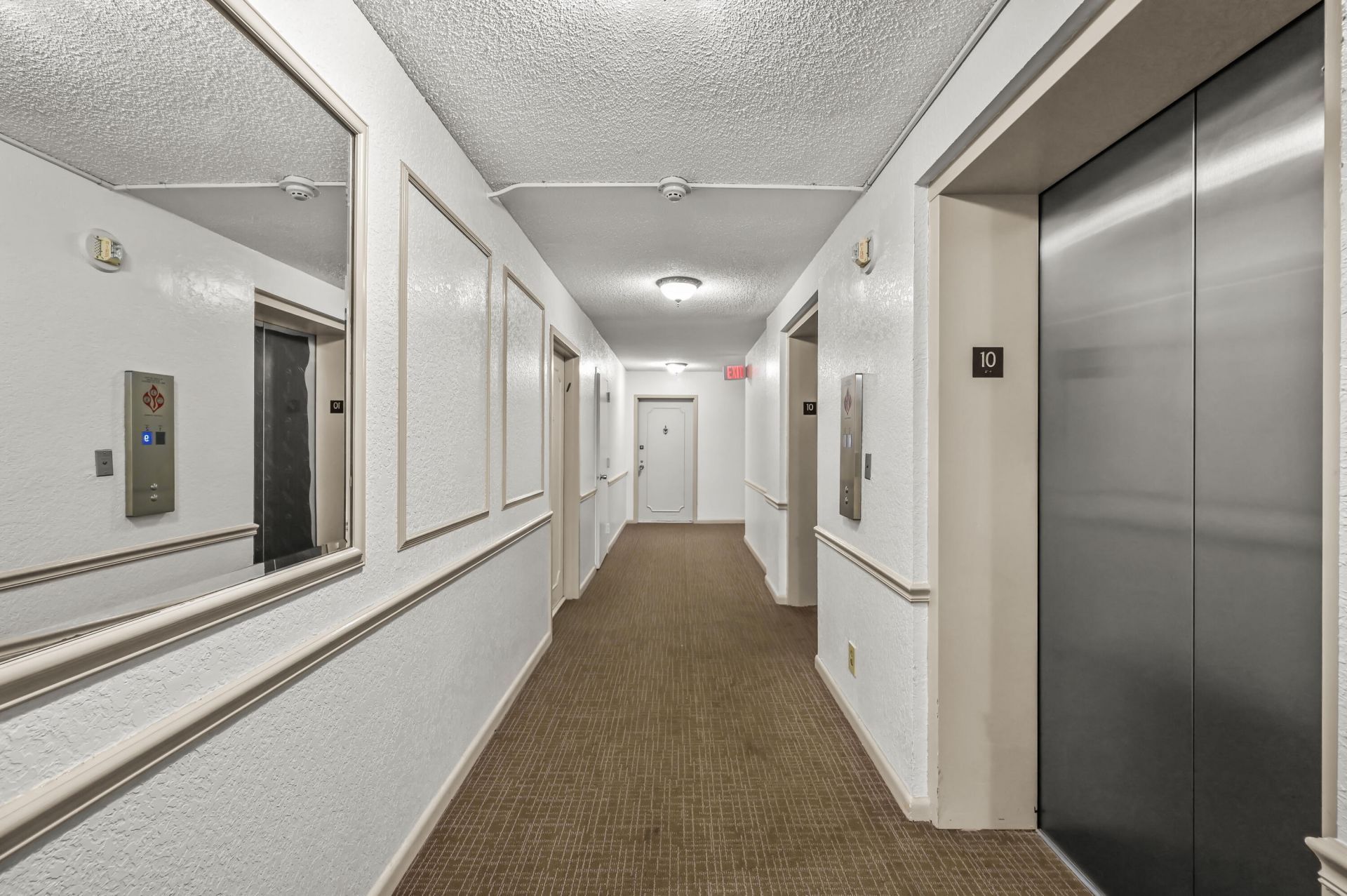 2425 Presidential Way, Unit 1006, West Palm Beach, FL 33401 Photo