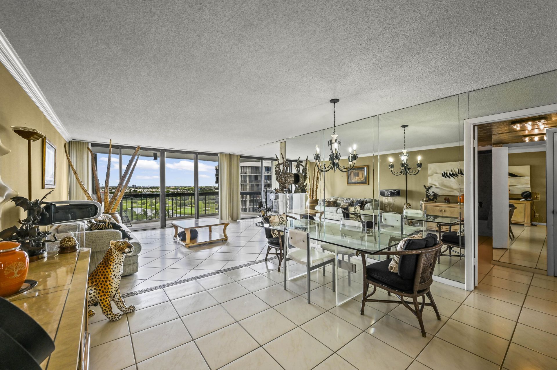 2425 Presidential Way, Unit 1006, West Palm Beach, FL 33401 Photo