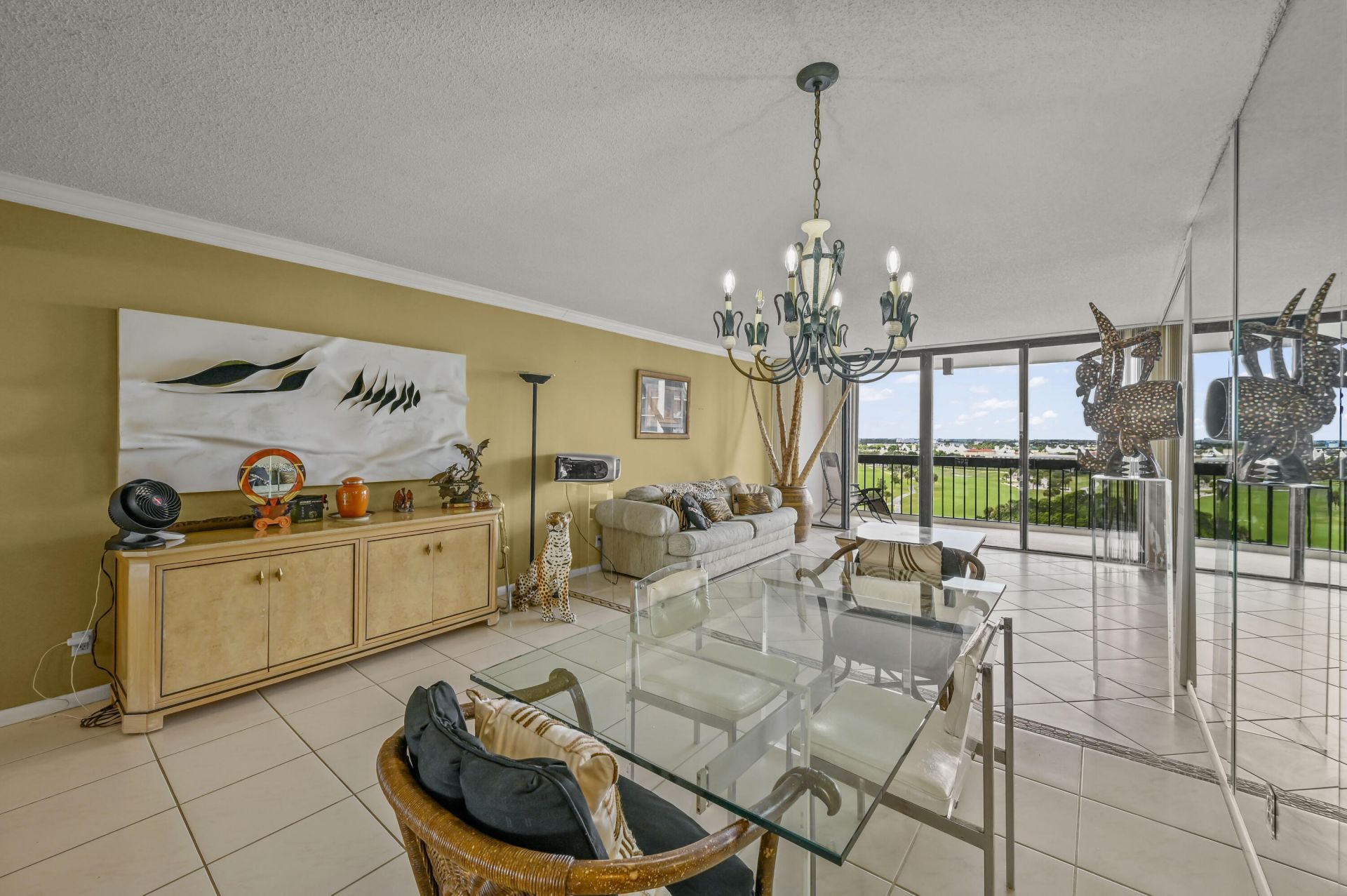 2425 Presidential Way, Unit 1006, West Palm Beach, FL 33401 Photo