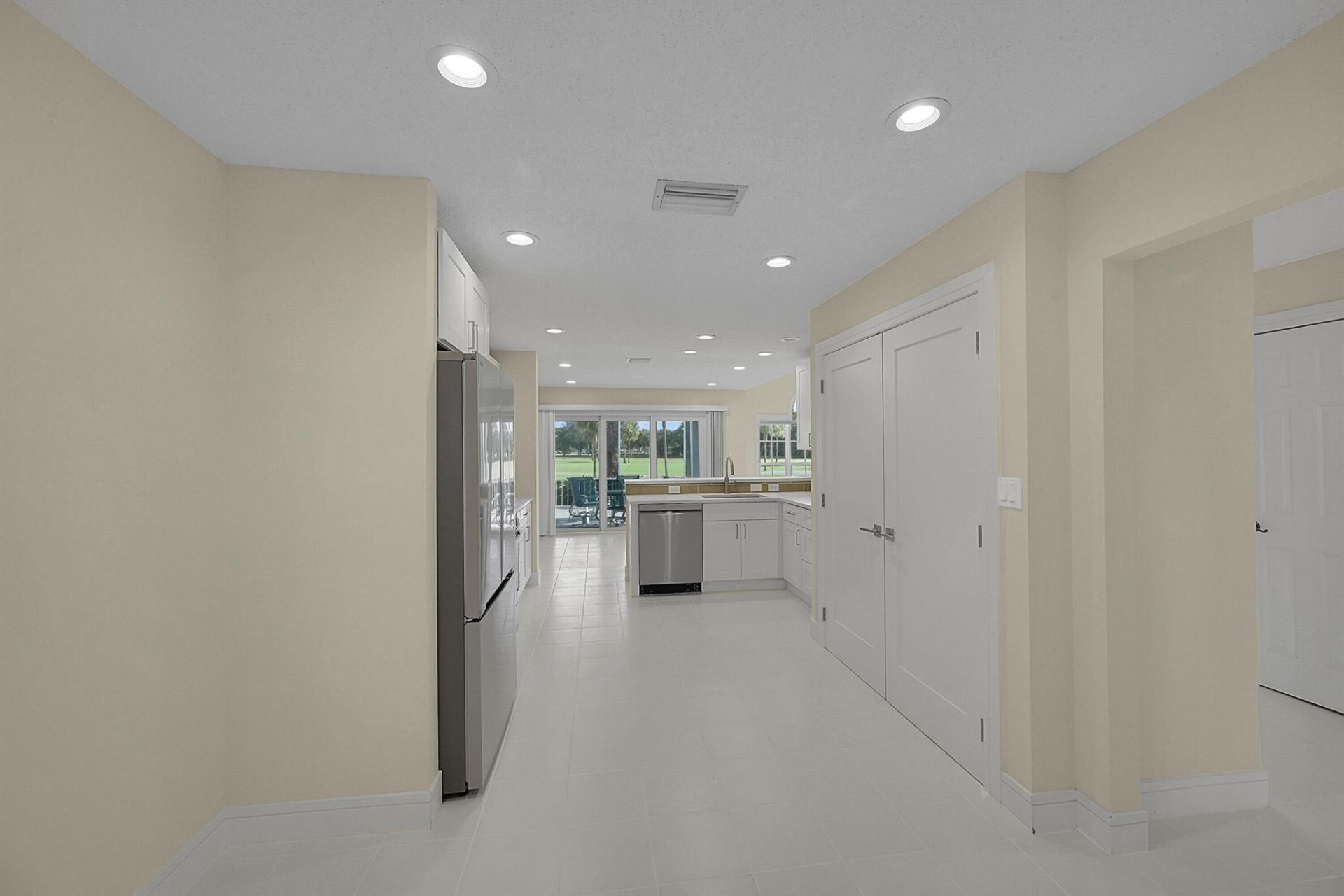 17094 Boca Club Boulevard, Unit 4, Boca Raton, FL 33487 Photo