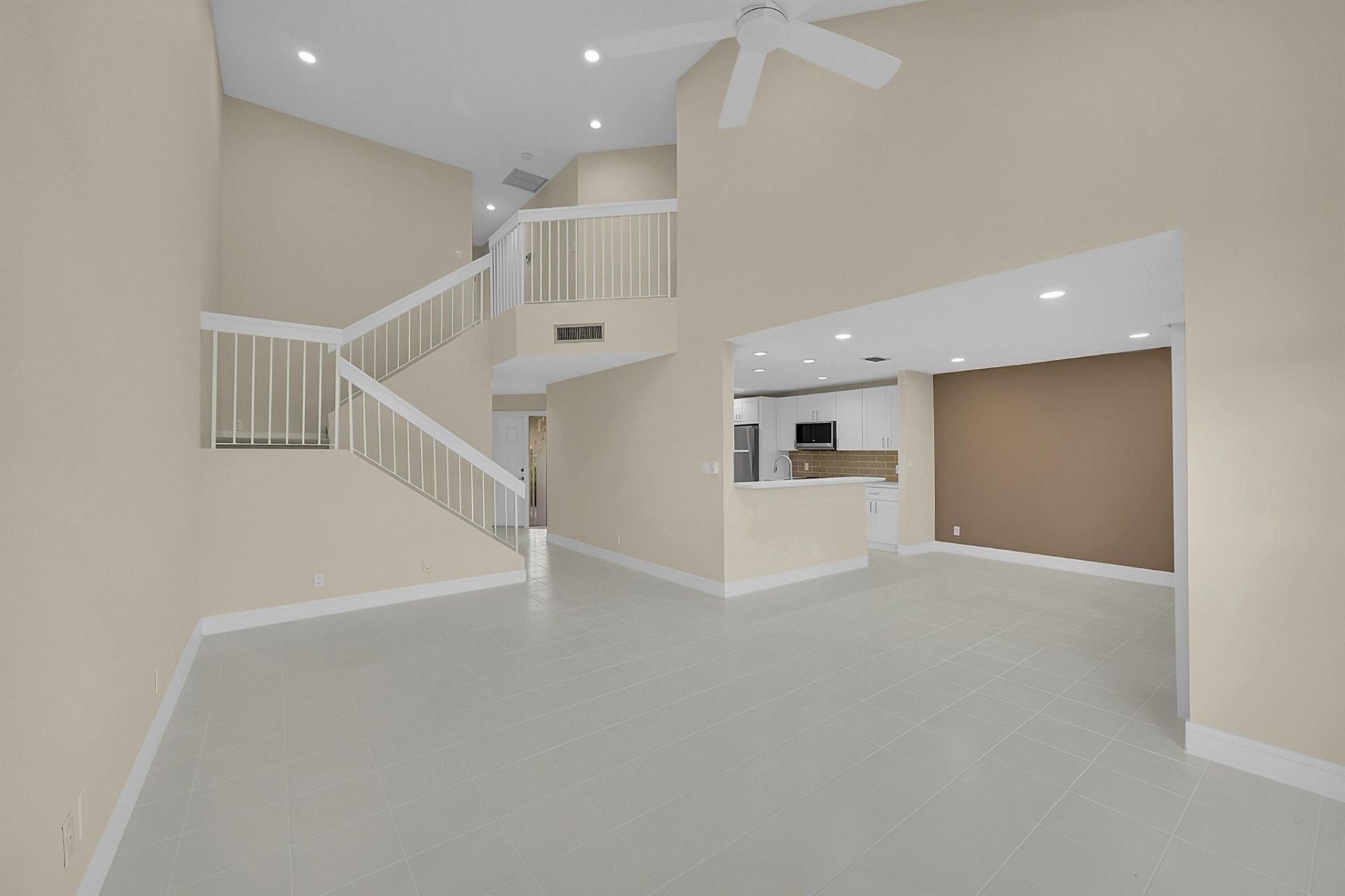 17094 Boca Club Boulevard, Unit 4, Boca Raton, FL 33487 Photo