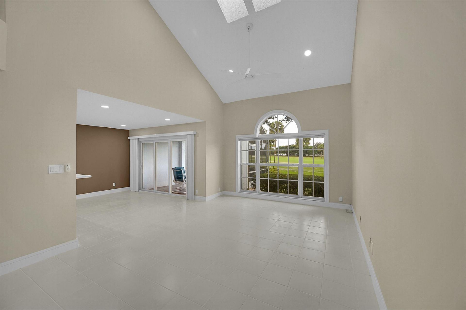 17094 Boca Club Boulevard, Unit 4, Boca Raton, FL 33487 Photo