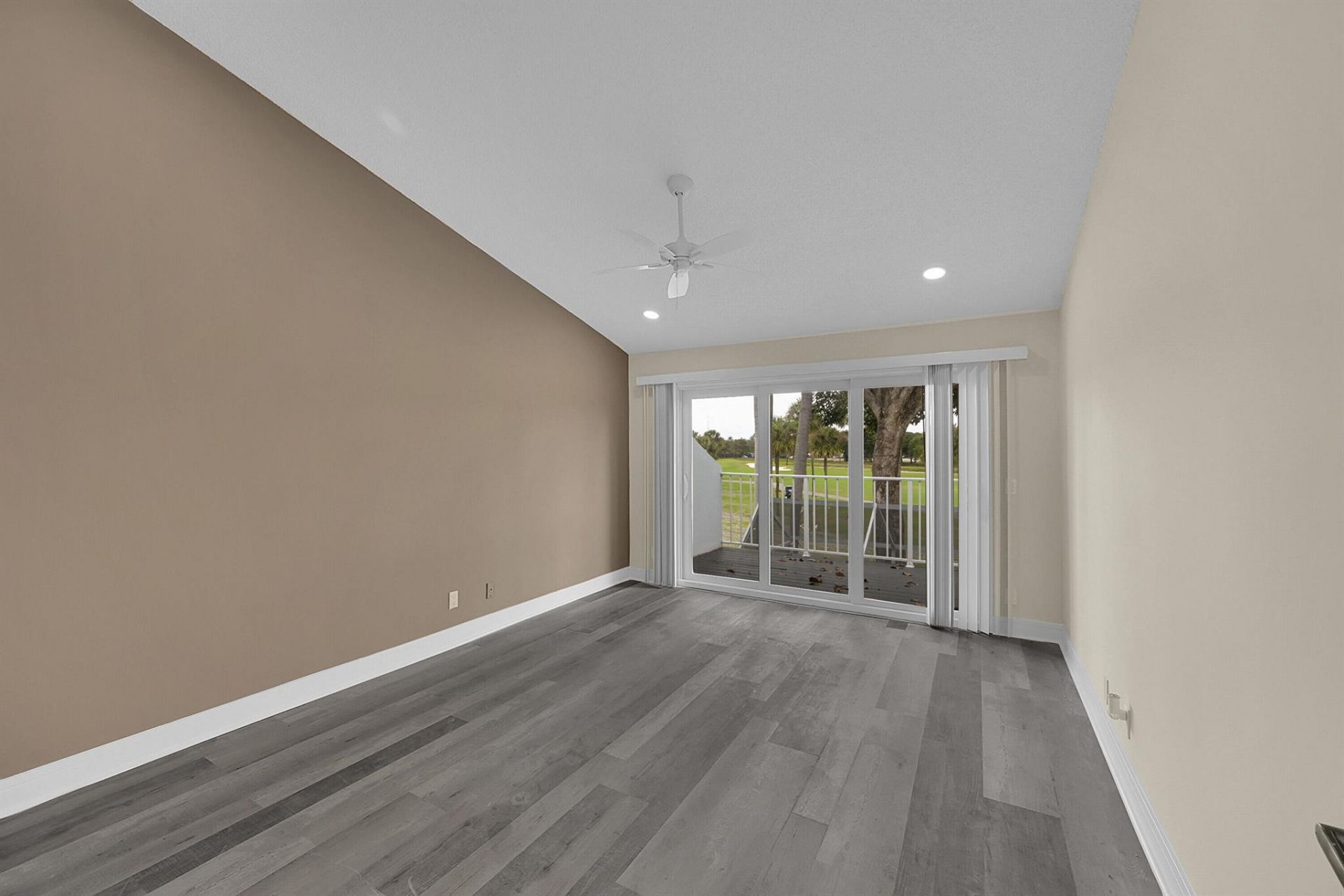 17094 Boca Club Boulevard, Unit 4, Boca Raton, FL 33487 Photo