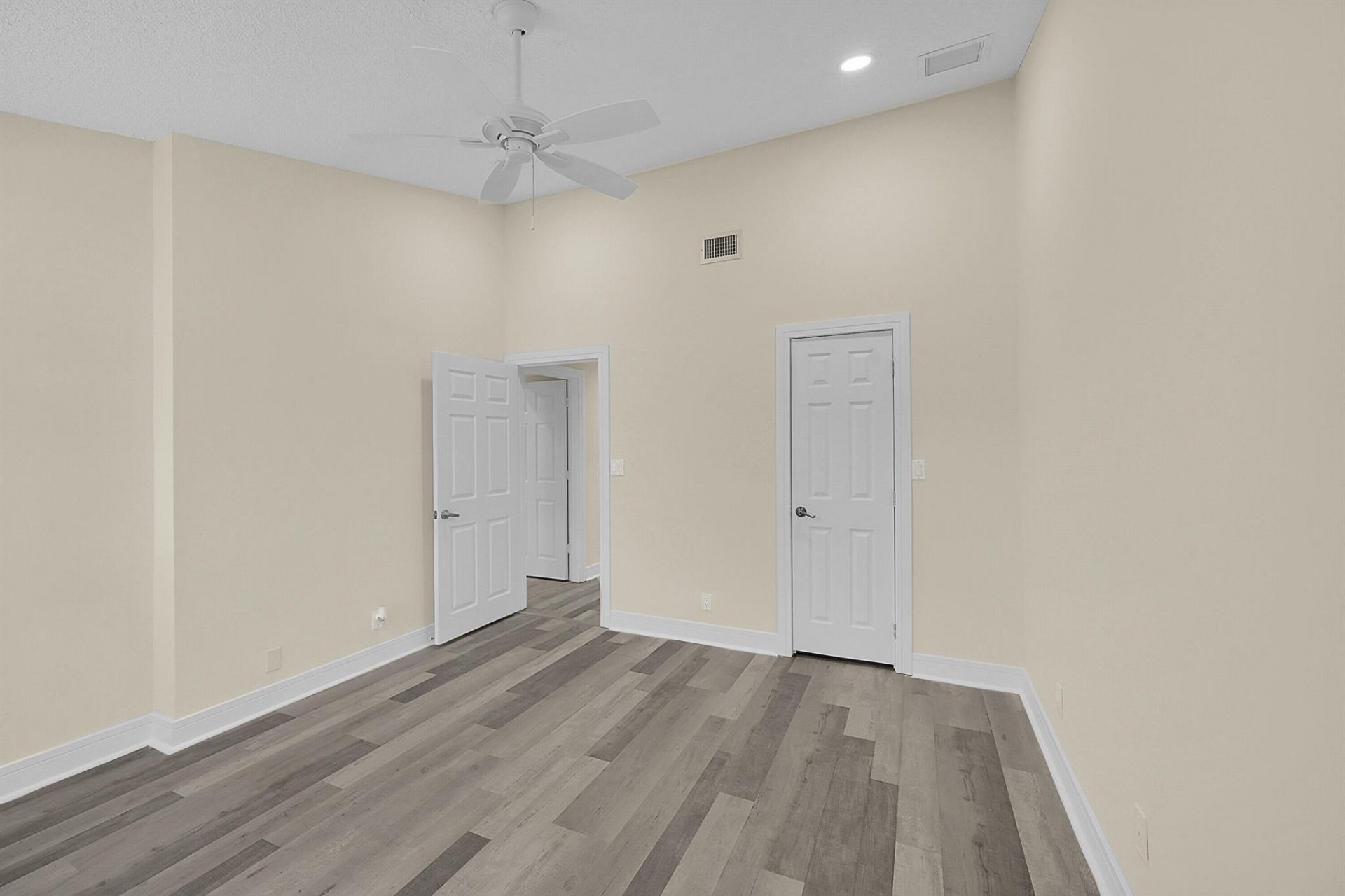 17094 Boca Club Boulevard, Unit 4, Boca Raton, FL 33487 Photo