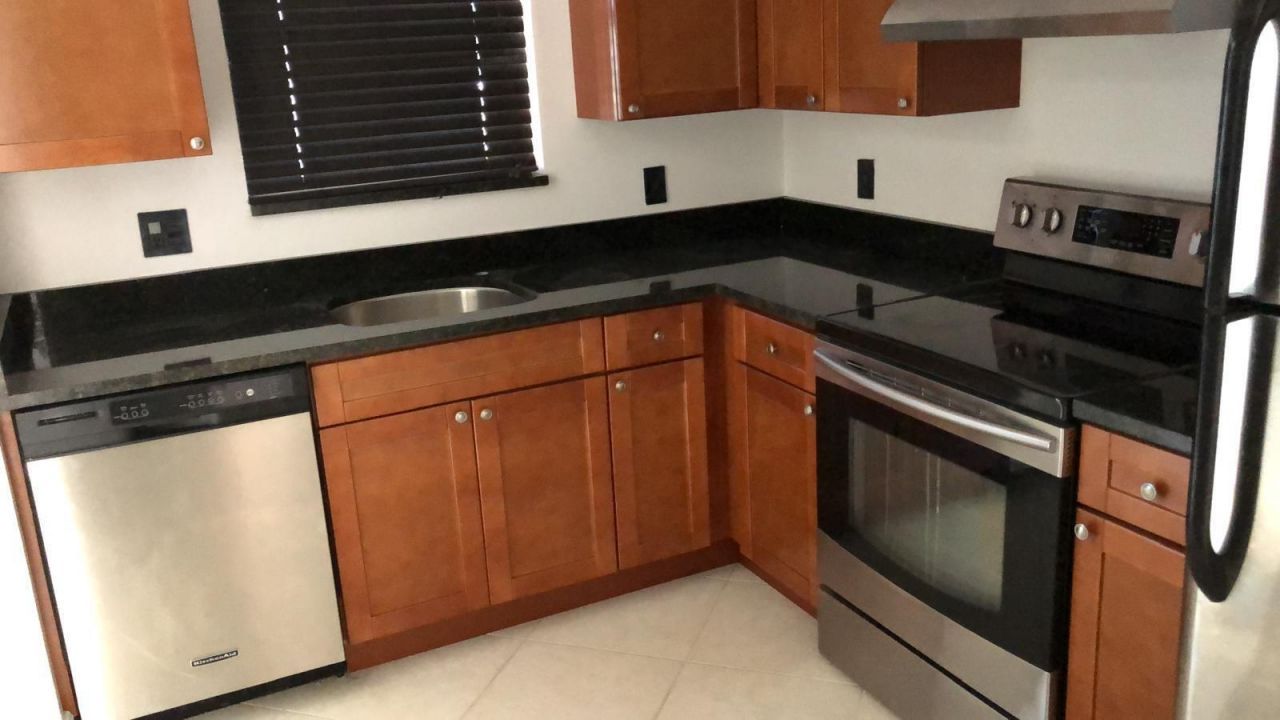21911 Lake Forest Circle, Unit 204, Boca Raton, FL 33433 Photo