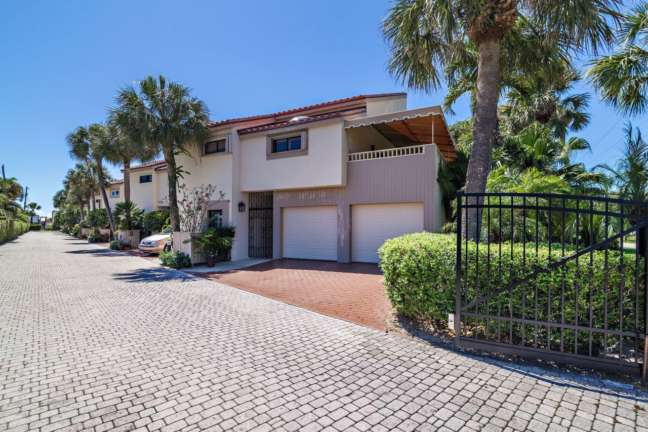 220 Celestial Way, Unit 1, Juno Beach, FL 33408 Photo