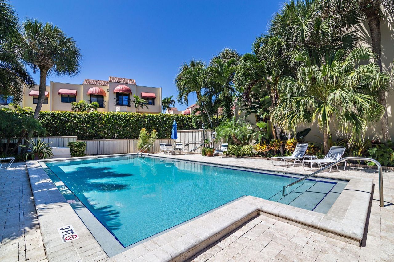 220 Celestial Way, Unit 1, Juno Beach, FL 33408 Photo