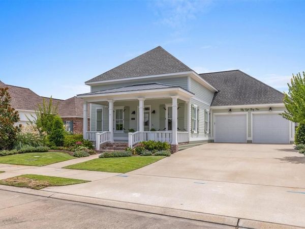 5839 Lakeview Lane, Lake Charles, LA 70605
