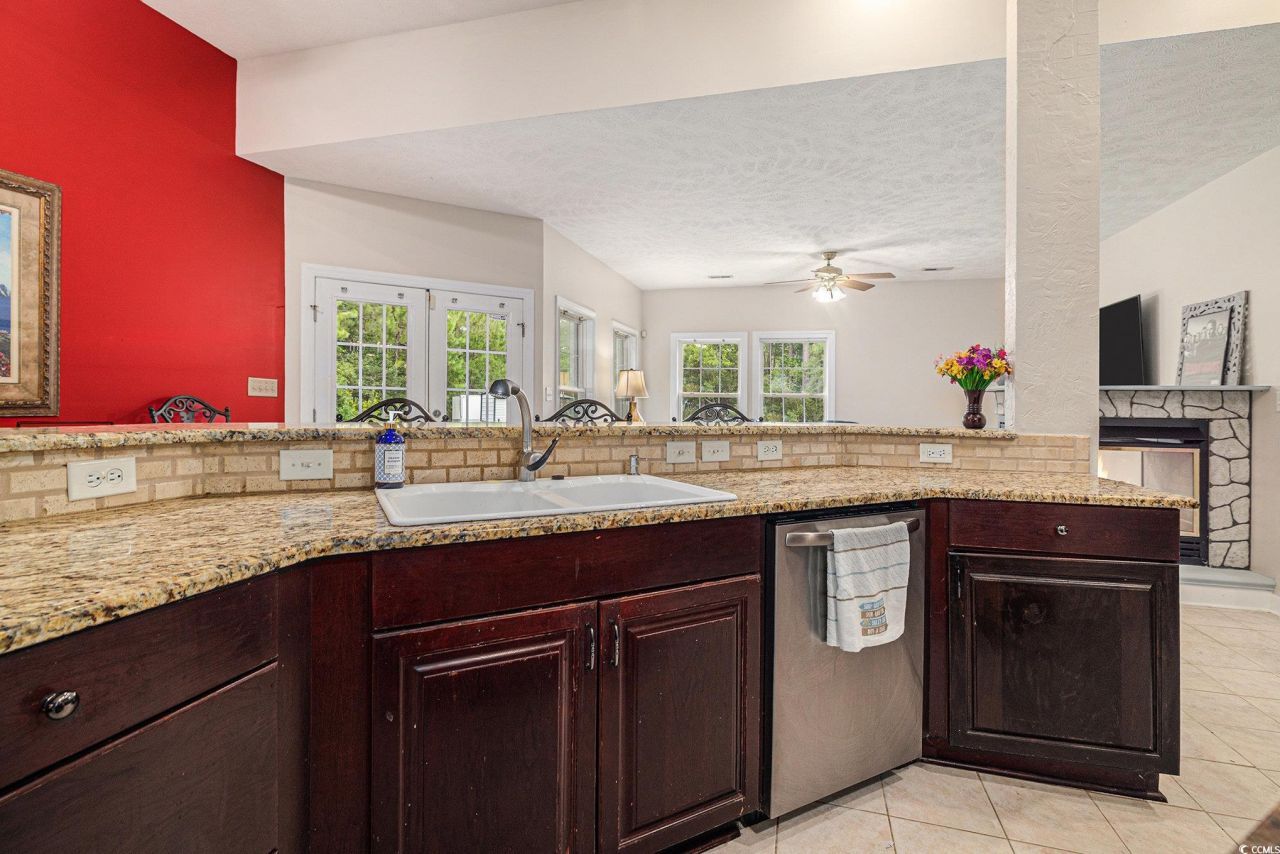 2425 Hunters Trail Photo 14