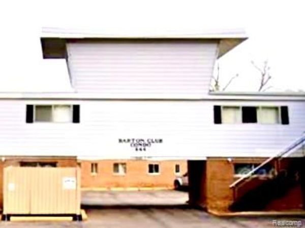 444 N Main Street, Marine City, MI 48039