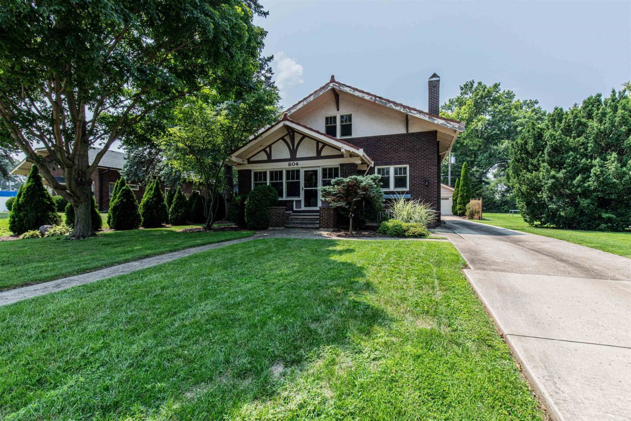 804 13th Avenue, Mendota, IL 61342 Main Photo