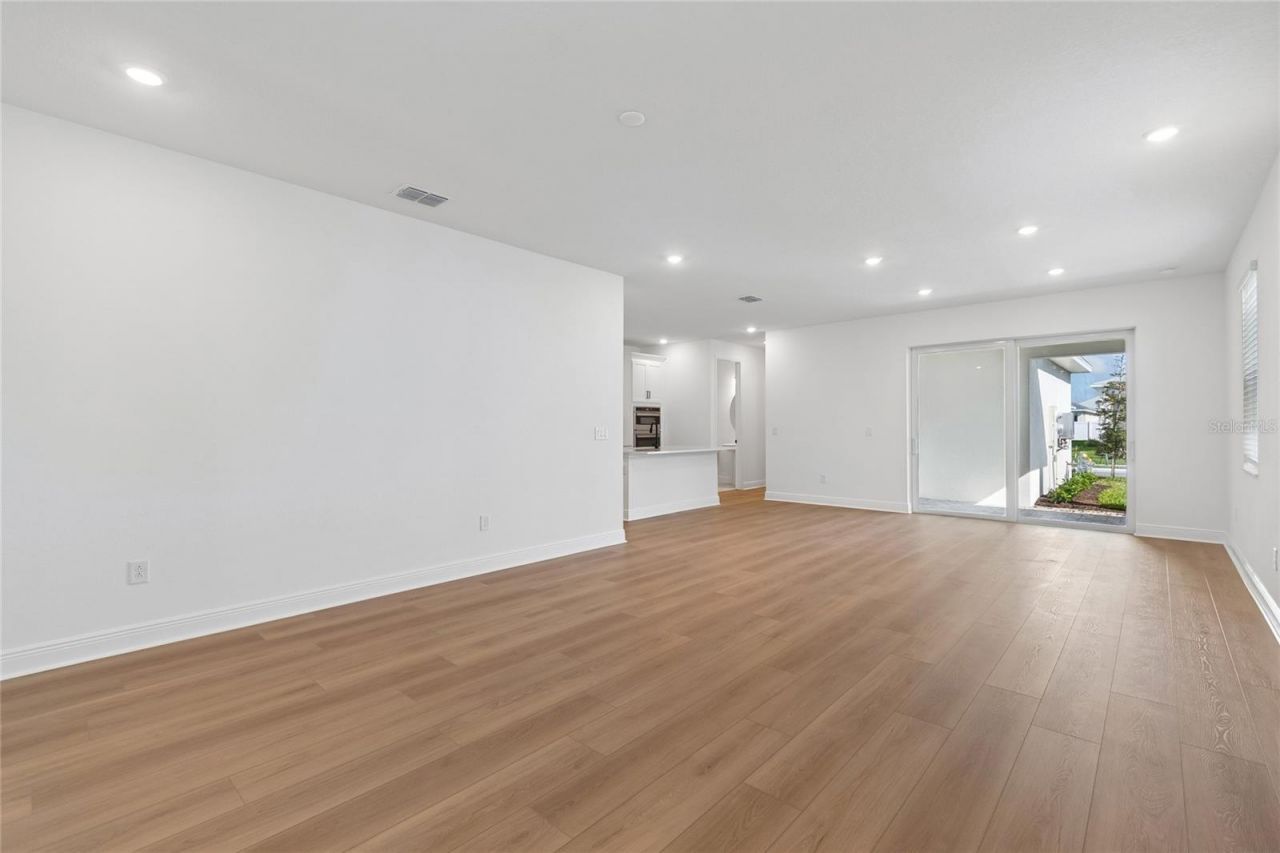 8103 Seaflower Parkway, Bradenton, FL 34210 Photo