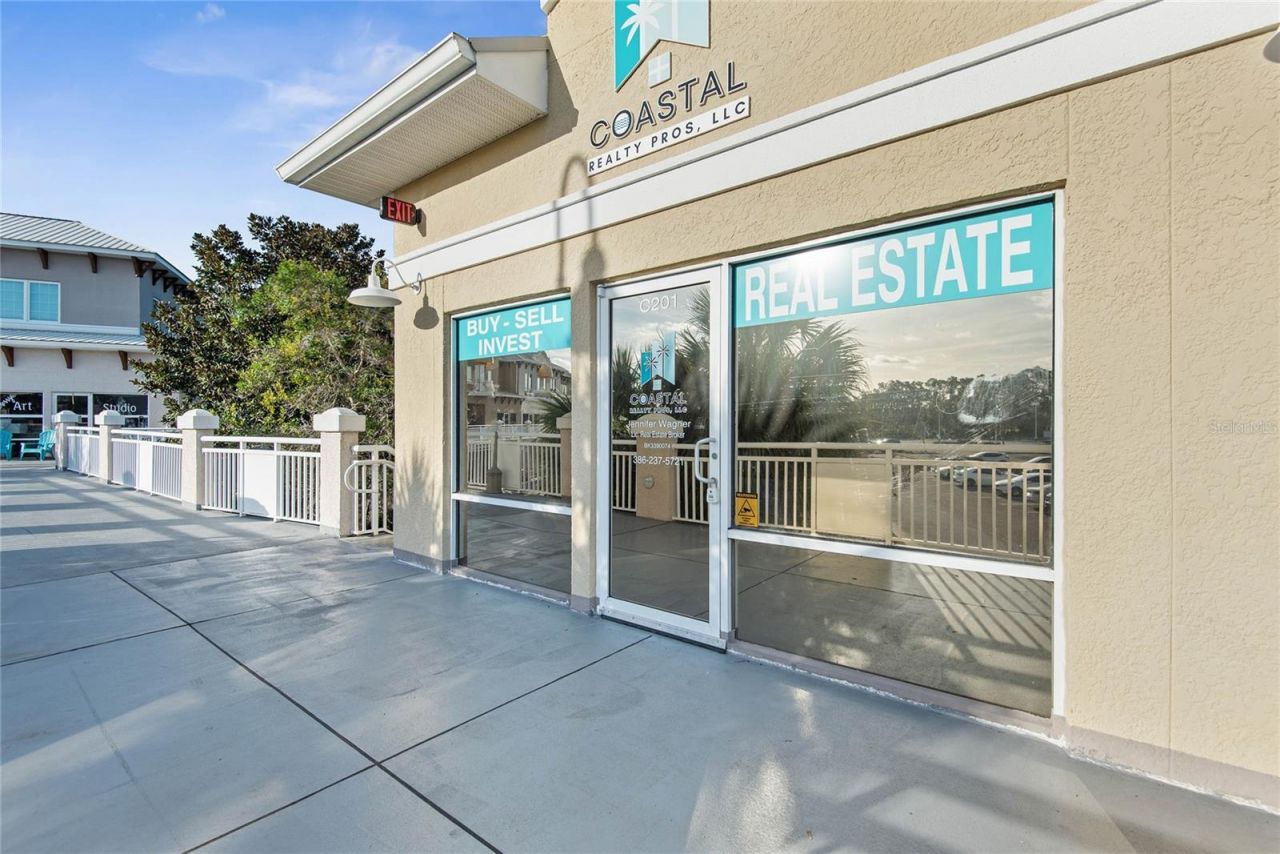 160 Cypress Point Unit C Parkway, Unit C201 C, Palm Coast, FL 32164 Main Photo