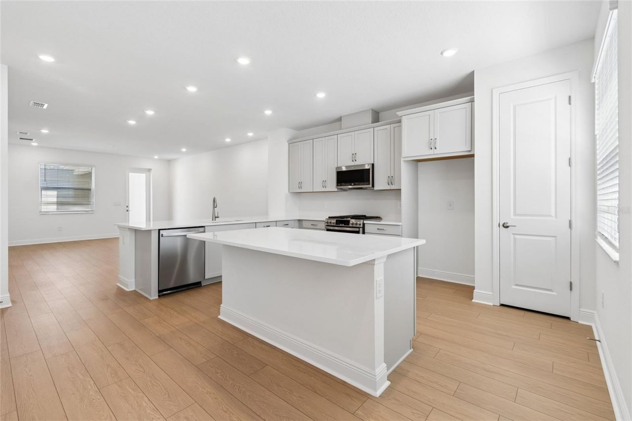 8105 Seaflower Parkway, Bradenton, FL 34210 Photo