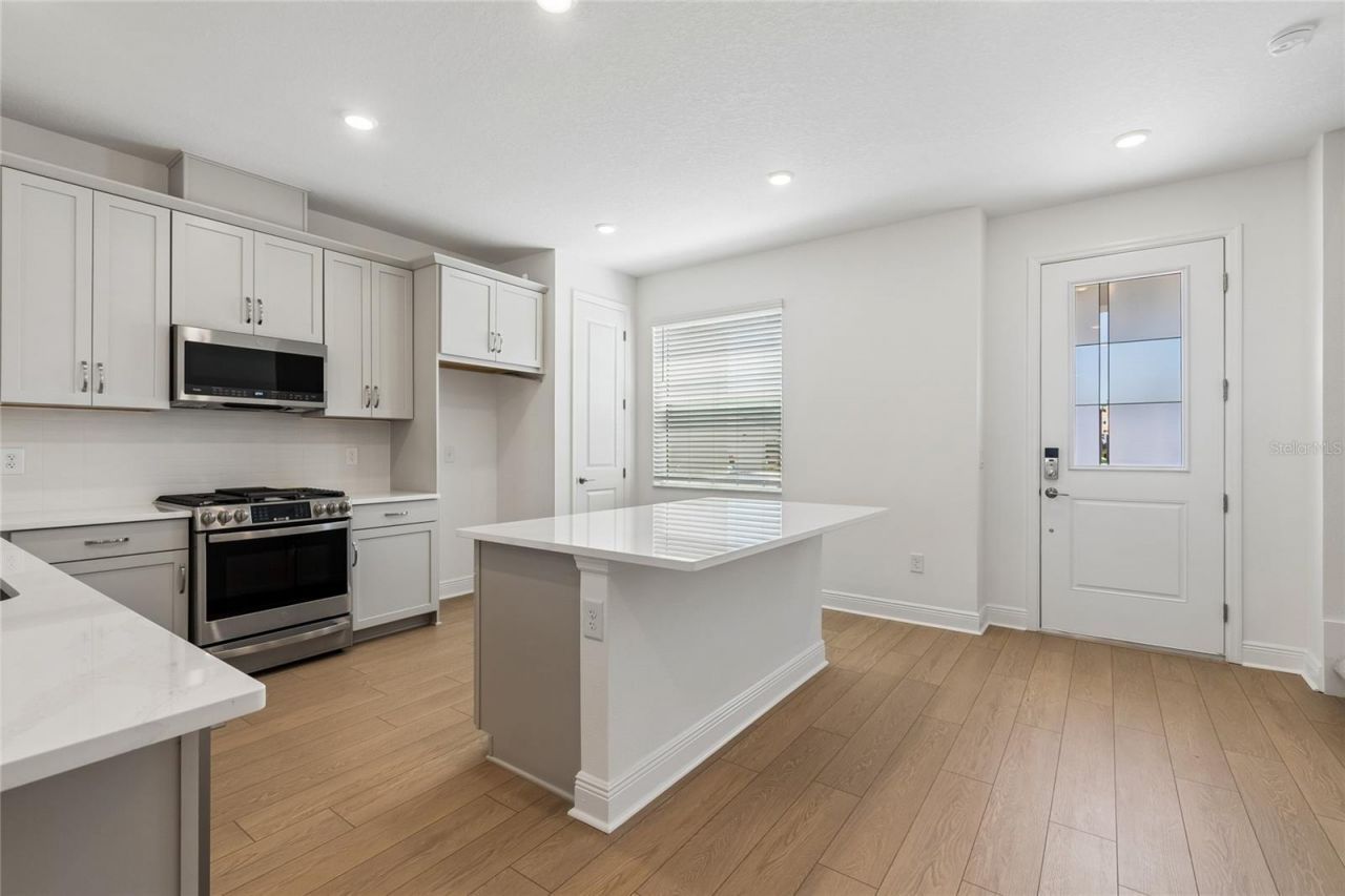 8105 Seaflower Parkway, Bradenton, FL 34210 Photo