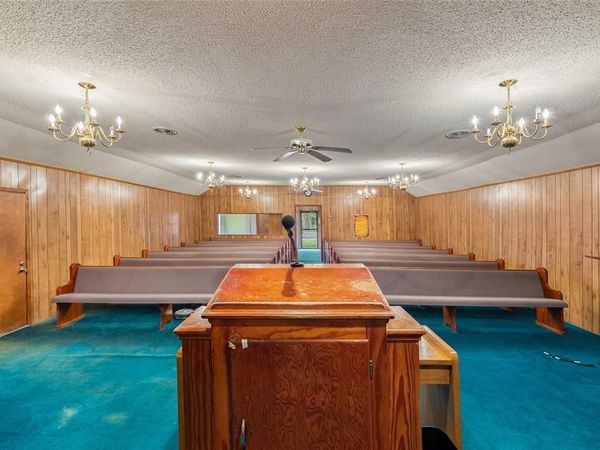 514 W Main Street, Wolfe City, TX 75496