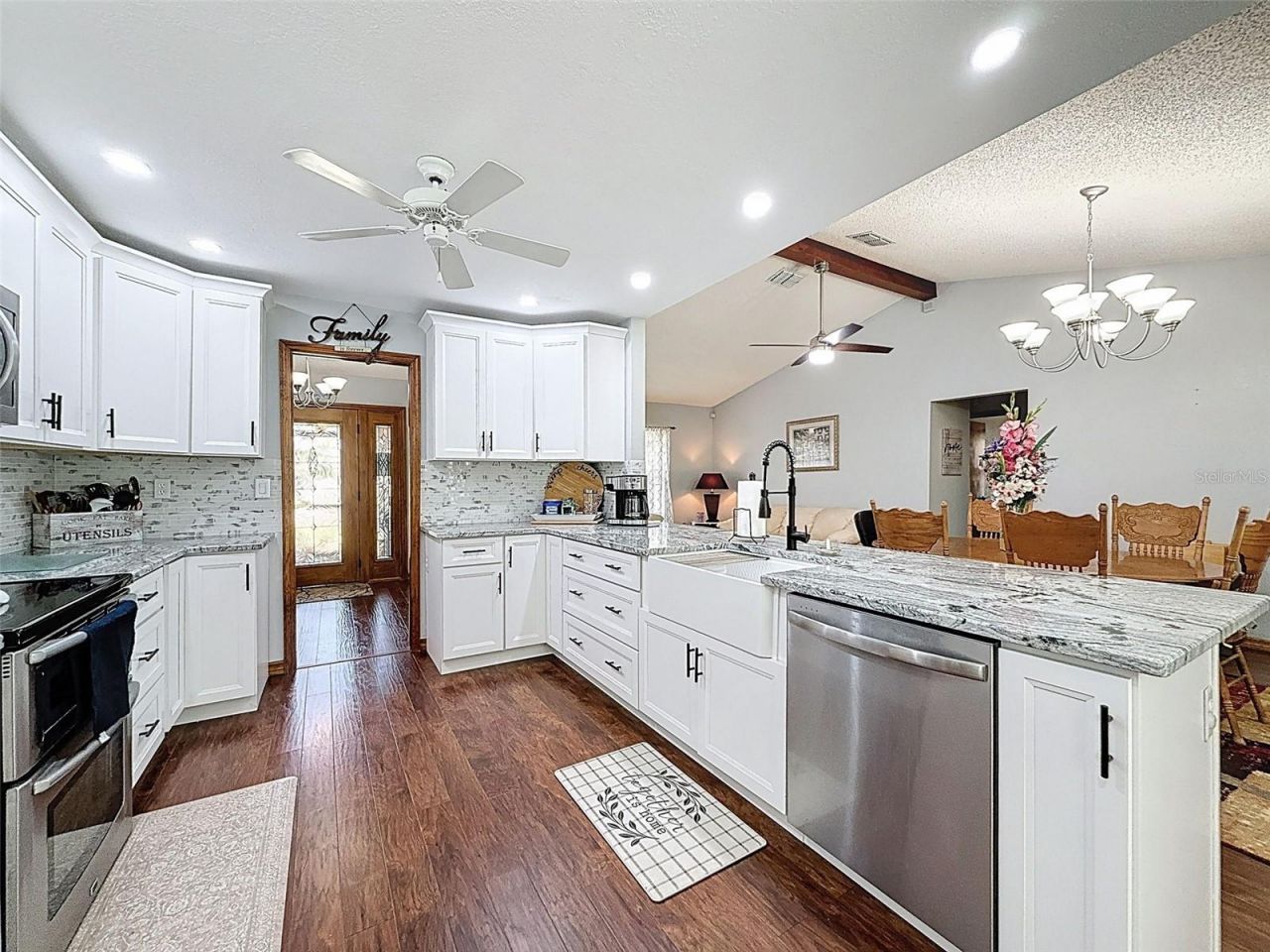 2124 Little Peach Court, Spring Hill, FL 34608 Photo