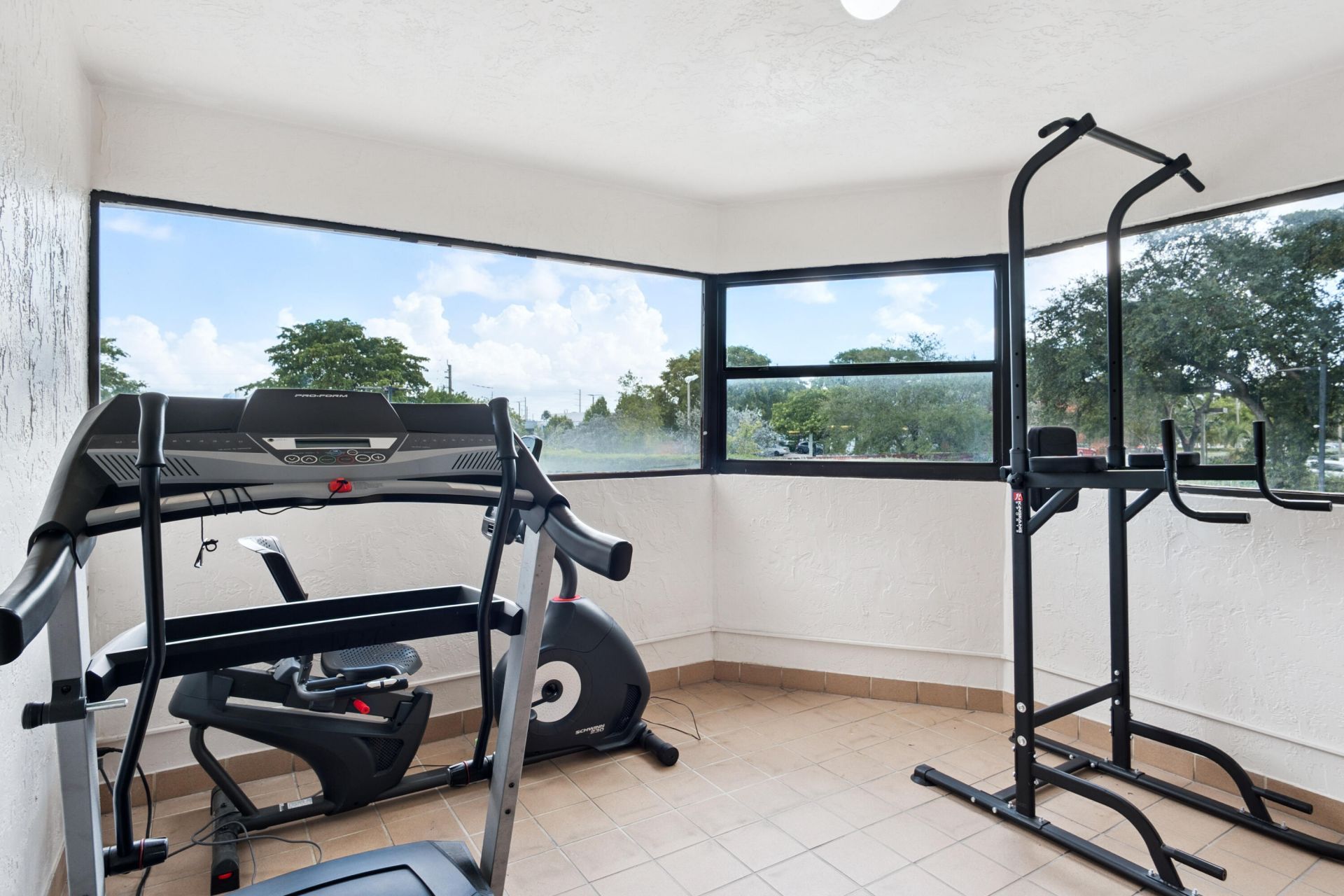 1891 N 61st Avenue, Unit B206, Hollywood, FL 33024 Photo