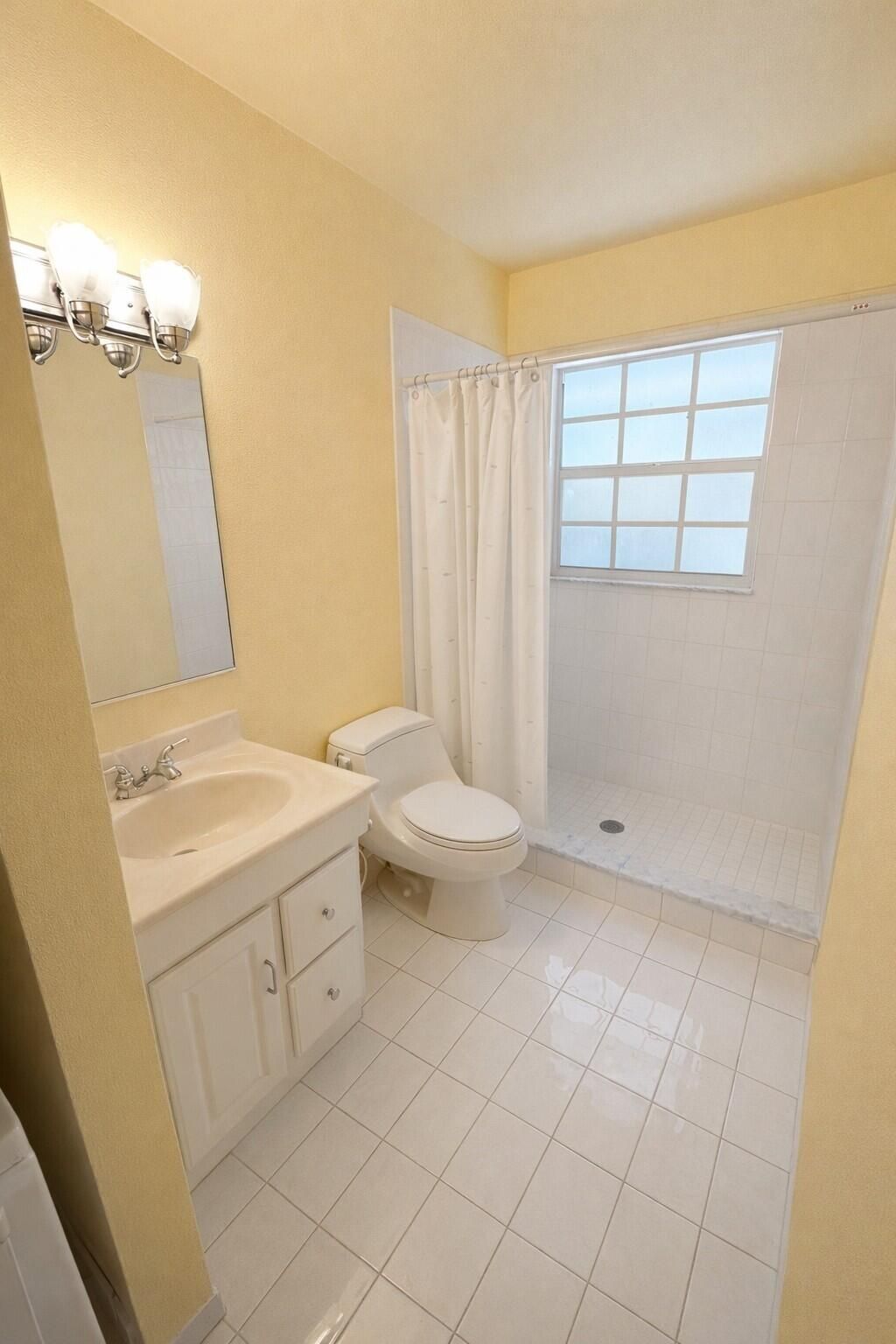 410 Mahogany Avenue, Key Largo, FL 33037 Photo