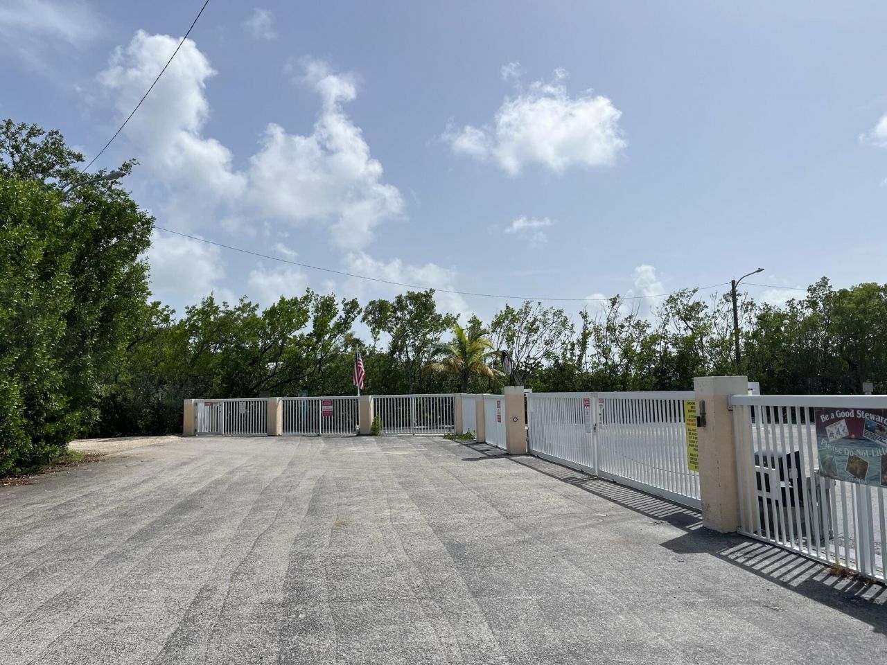 410 Mahogany Avenue, Key Largo, FL 33037 Photo