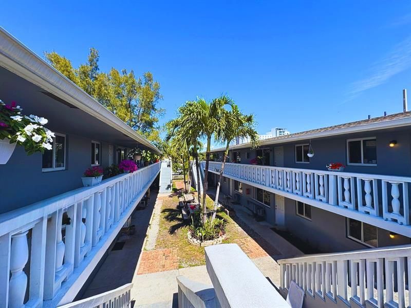 101-105 SE 26th St, Fort Lauderdale, FL 33316 Photo
