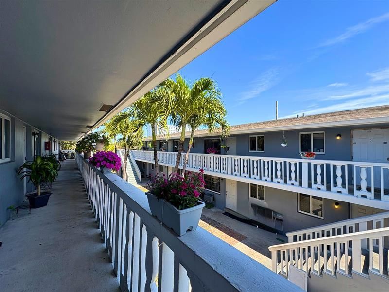 101-105 SE 26th St, Fort Lauderdale, FL 33316 Photo
