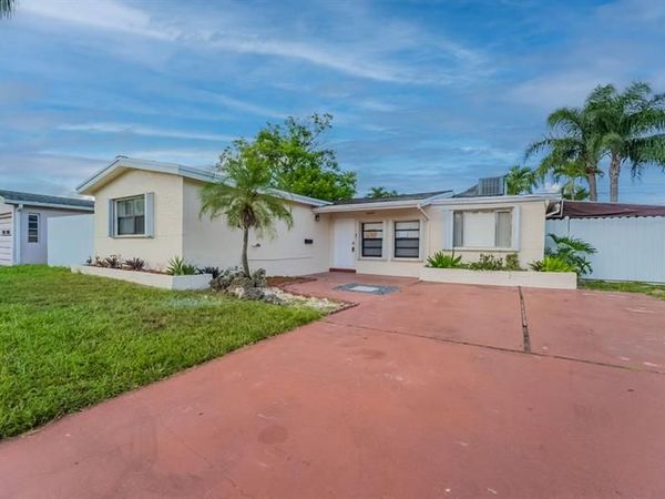 6660 Allen Street, Hollywood, FL 33024